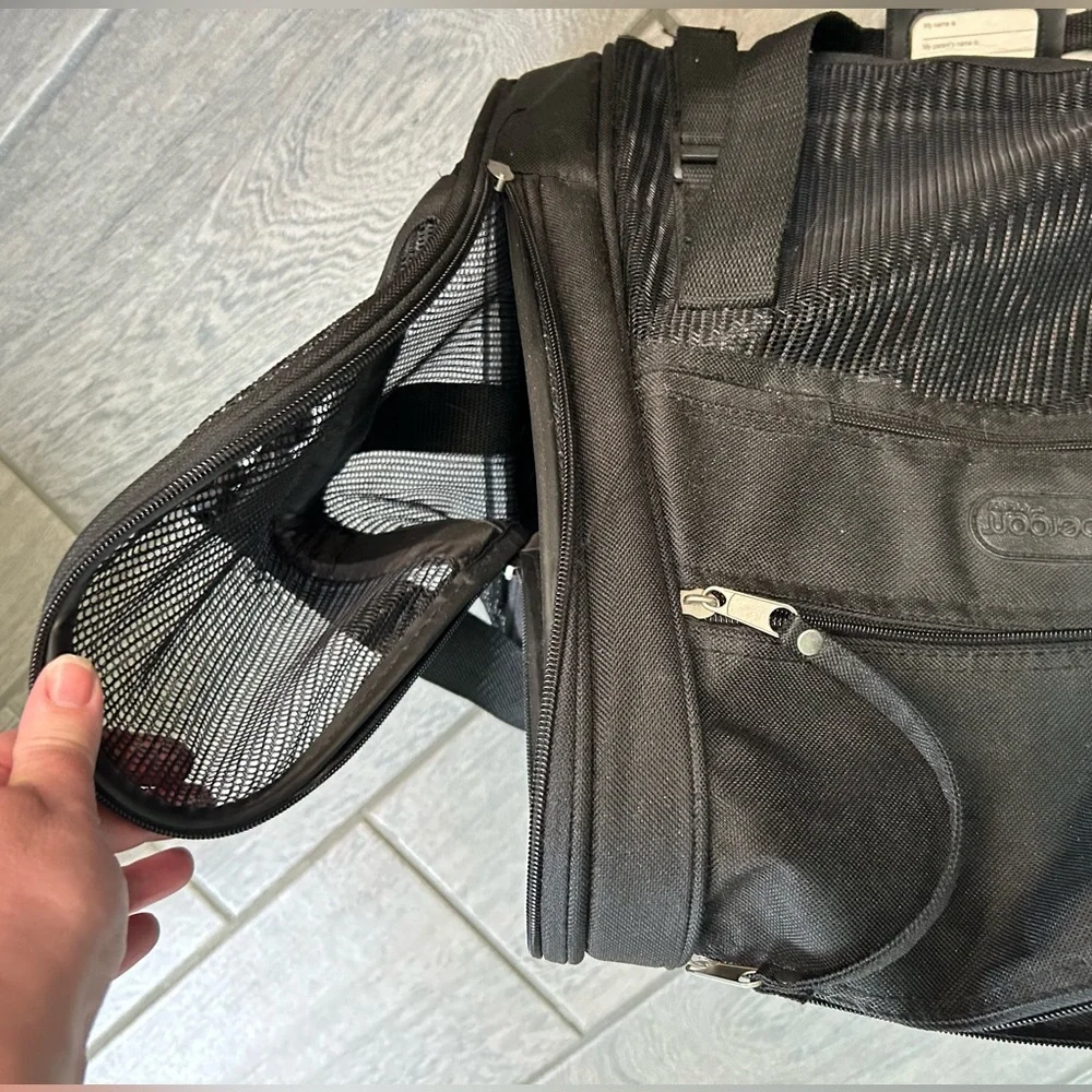 Bergen cat carrier bag pet carrier small dog animal carrier black bag Large bag